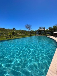 Piscina do condomínio 