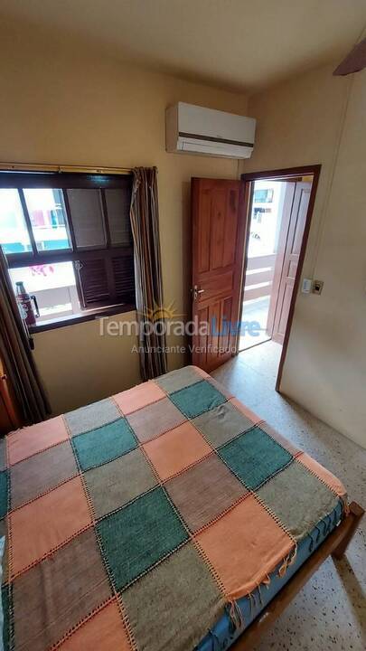 Apartamento para aluguel de temporada em Bombinhas (Praia de Bombas)