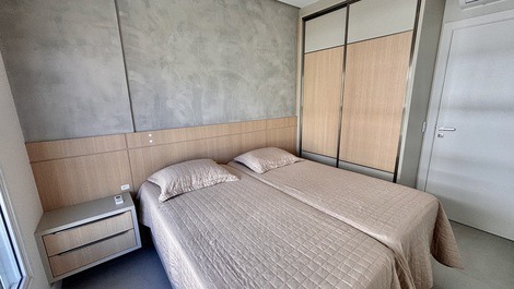 Aluga-se Apartamento Com 02 Dormitórios, Praia De Palmas