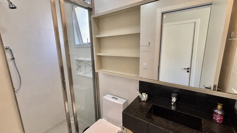 Aluga-se Apartamento Com 02 Dormitórios, Praia De Palmas