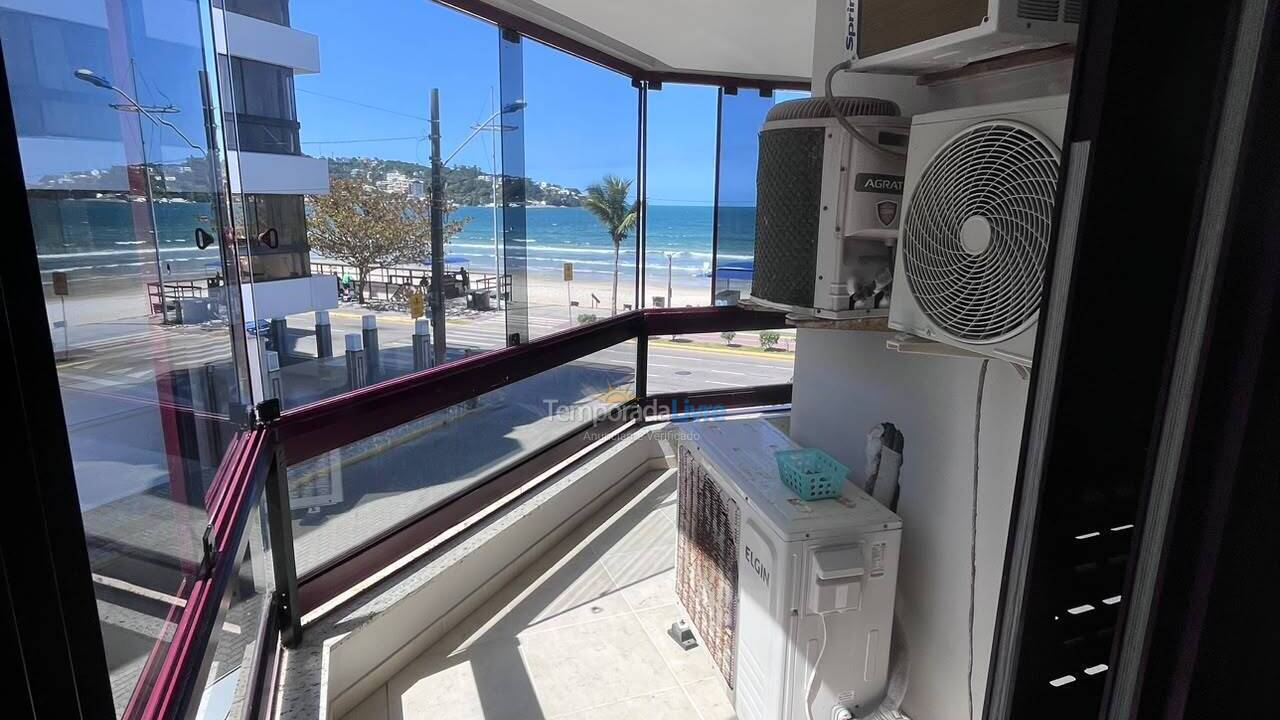 Apartment for vacation rental in Itapema (Centro)