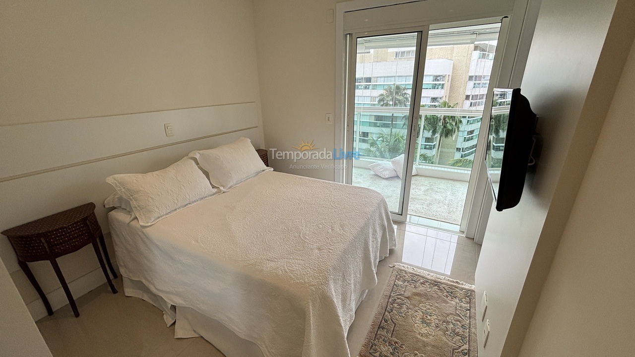 Apartamento para aluguel de temporada em Bertioga (Riviera de São Lourenço)