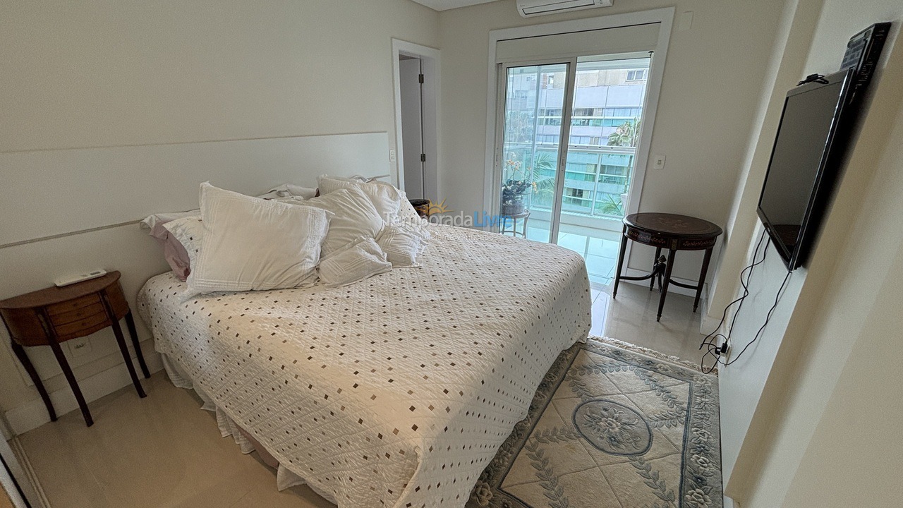 Apartamento para aluguel de temporada em Bertioga (Riviera de São Lourenço)