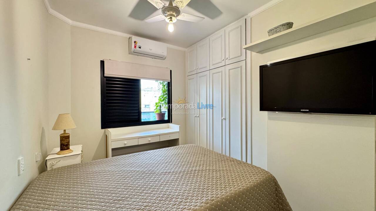 Apartamento para aluguel de temporada em Guarujá (Pitangueiras)