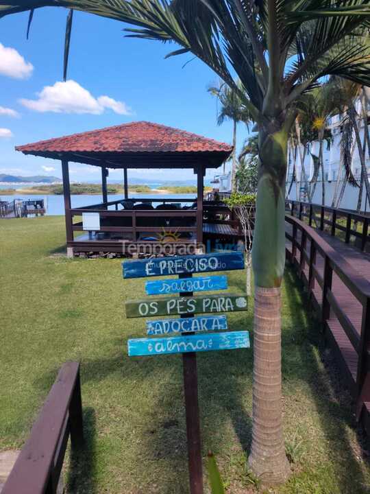 Apartamento para alquiler de vacaciones em Florianópolis (Praia de Ponta das Canas)
