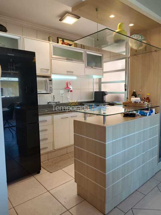Apartamento para aluguel de temporada em Florianópolis (Cachoeira do Bom Jesus)