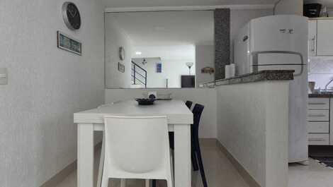 Modern and cozy apartment on Riviera de São Lourenço beach.