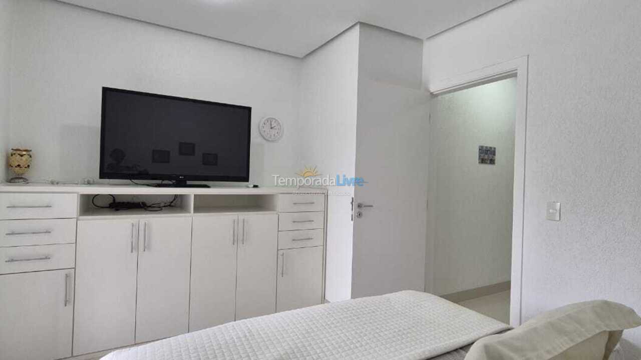 Apartment for vacation rental in Bertioga (Riviera de São Lourenço)