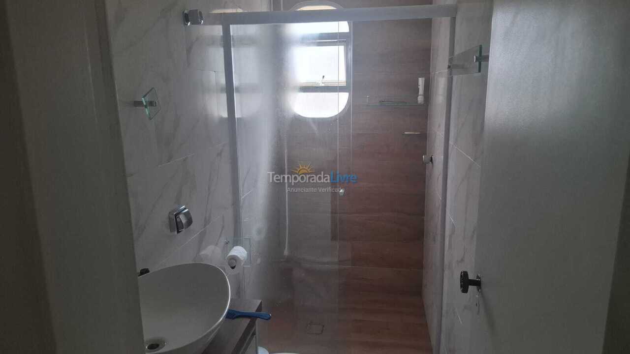Apartamento para aluguel de temporada em Guarujá (Enseada)
