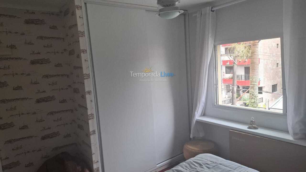 Apartamento para aluguel de temporada em Guarujá (Enseada)