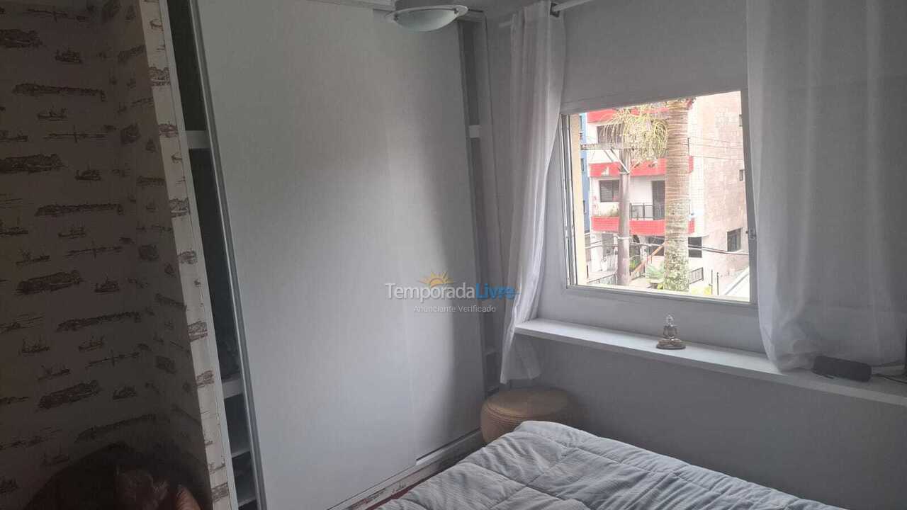 Apartamento para aluguel de temporada em Guarujá (Enseada)