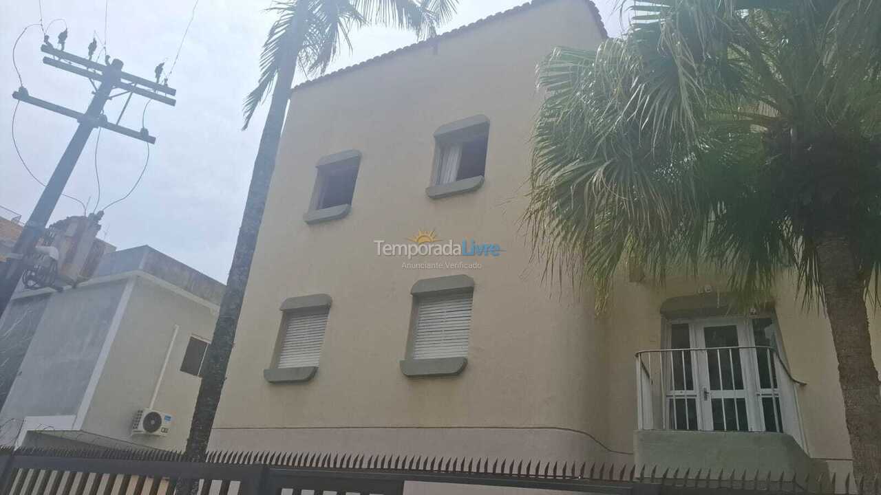 Apartamento para aluguel de temporada em Guarujá (Enseada)