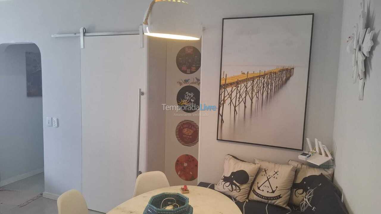 Apartamento para aluguel de temporada em Guarujá (Enseada)