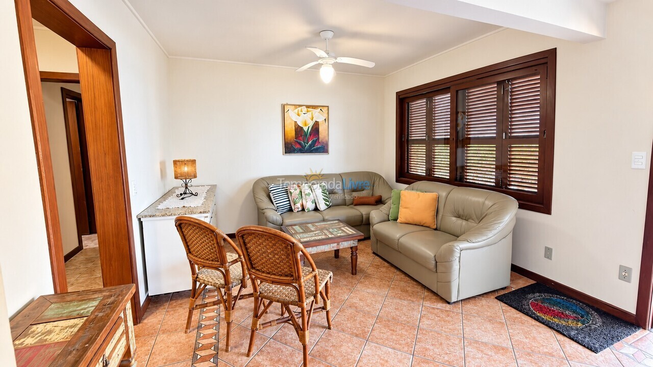 Apartamento para aluguel de temporada em Bombinhas (Centro de Bombinhas)