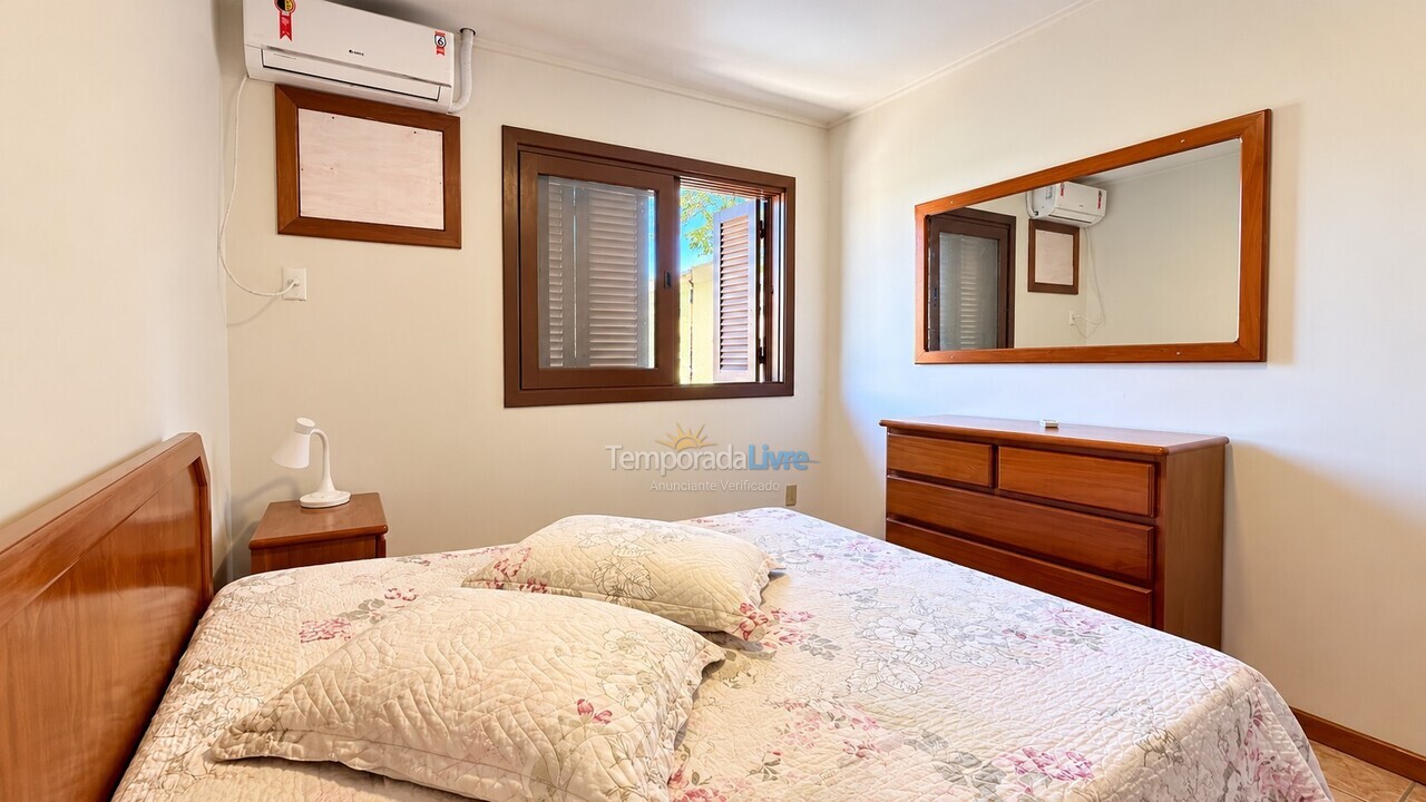 Apartamento para aluguel de temporada em Bombinhas (Centro de Bombinhas)
