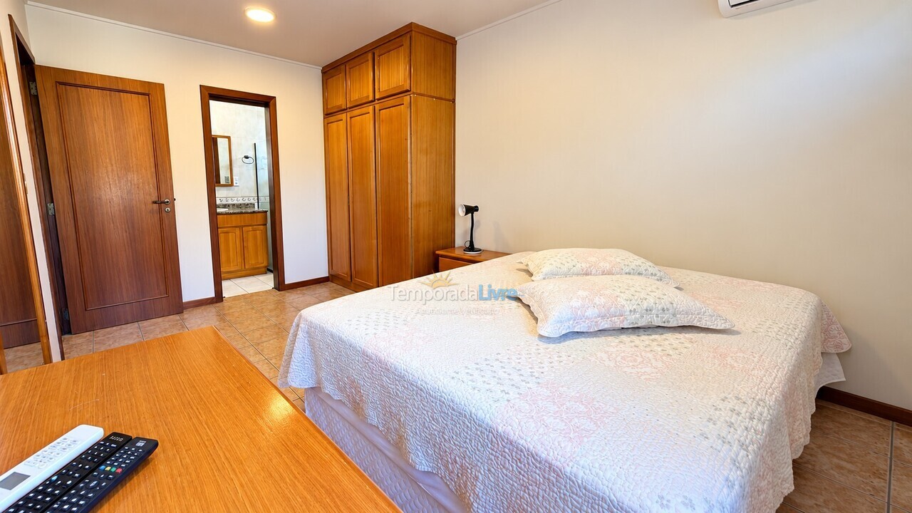 Apartamento para aluguel de temporada em Bombinhas (Centro de Bombinhas)