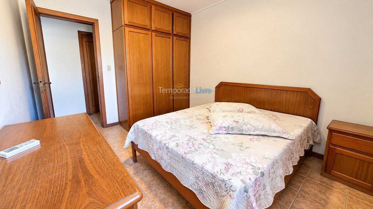 Apartamento para aluguel de temporada em Bombinhas (Centro de Bombinhas)