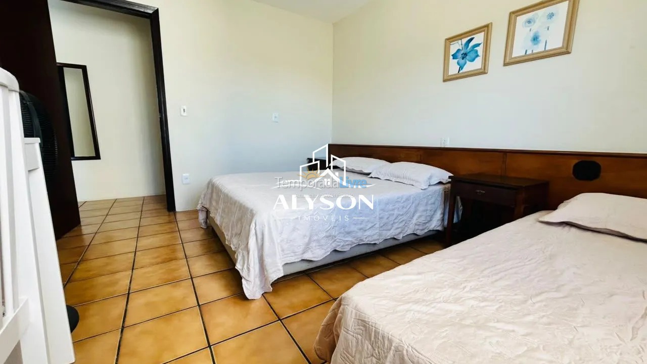 Apartamento para aluguel de temporada em Bombinhas (Praia de Bombas)