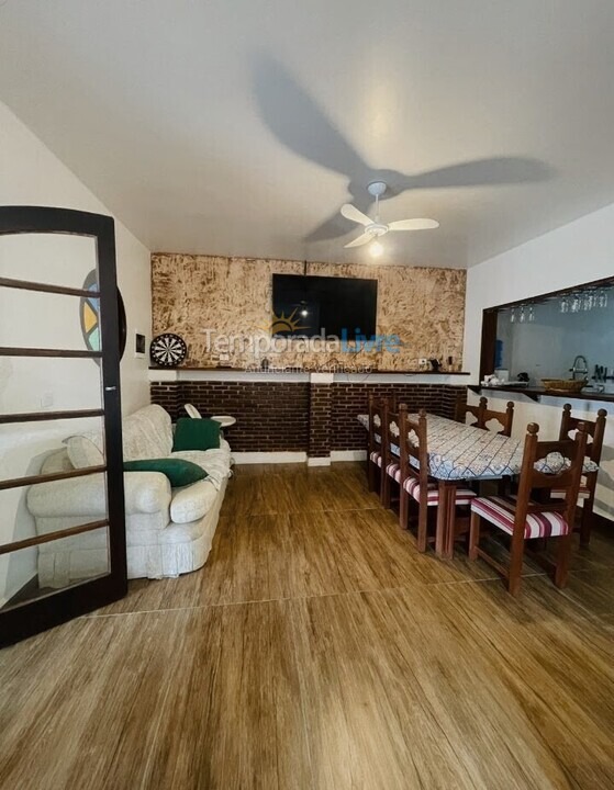 Casa para aluguel de temporada em Caraguatatuba (Martim de Sá)