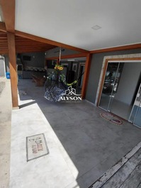 Casa com piscina e ampla área externa | até 12 hóspedes