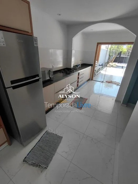 Casa para aluguel de temporada em Bombinhas (José Amandio)