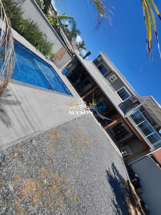 Casa para aluguel de temporada em Bombinhas (José Amandio)