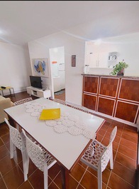 Sala integrada a cozinha