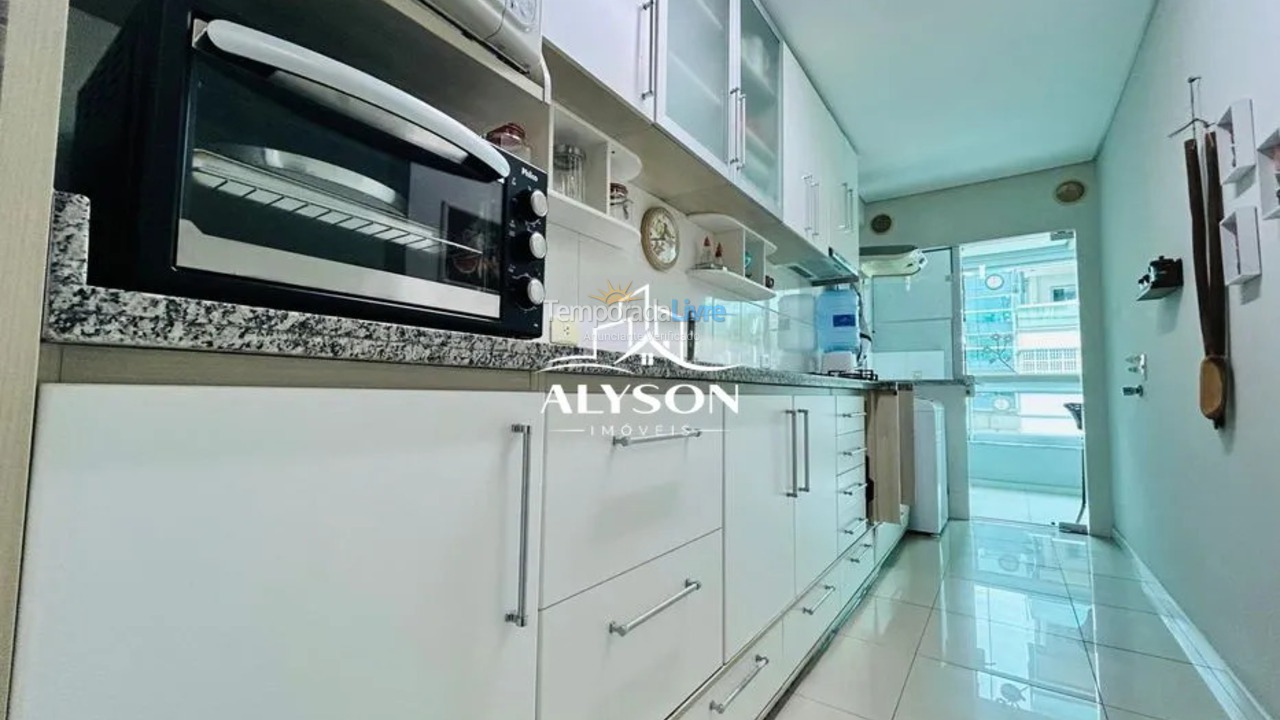 Apartamento para aluguel de temporada em Bombinhas (Praia de Bombas)