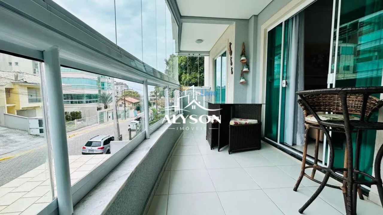 Apartamento para aluguel de temporada em Bombinhas (Praia de Bombas)
