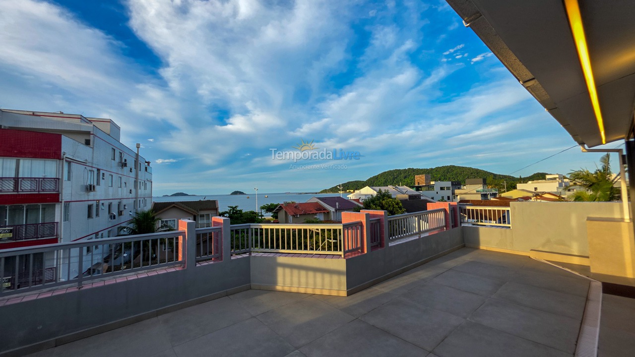 Apartment for vacation rental in São Francisco do Sul (Enseada)