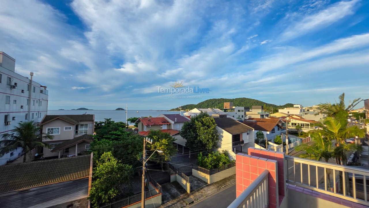 Apartment for vacation rental in São Francisco do Sul (Enseada)