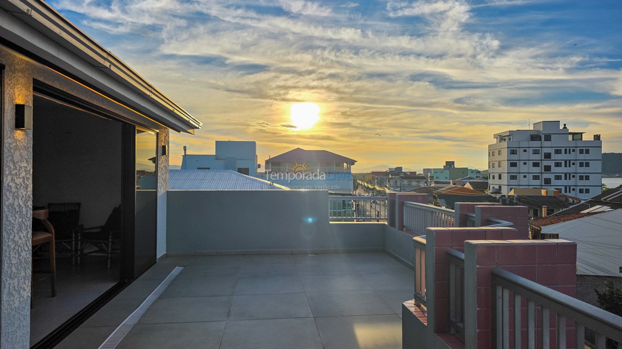 Apartment for vacation rental in São Francisco do Sul (Enseada)