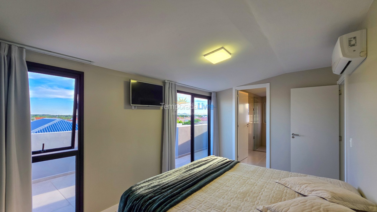 Apartment for vacation rental in São Francisco do Sul (Enseada)