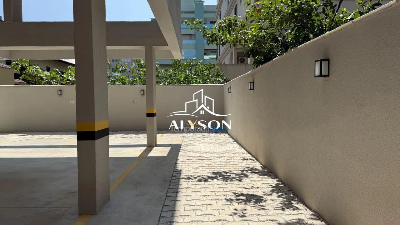 Apartamento para aluguel de temporada em Bombinhas (Canto Grande)