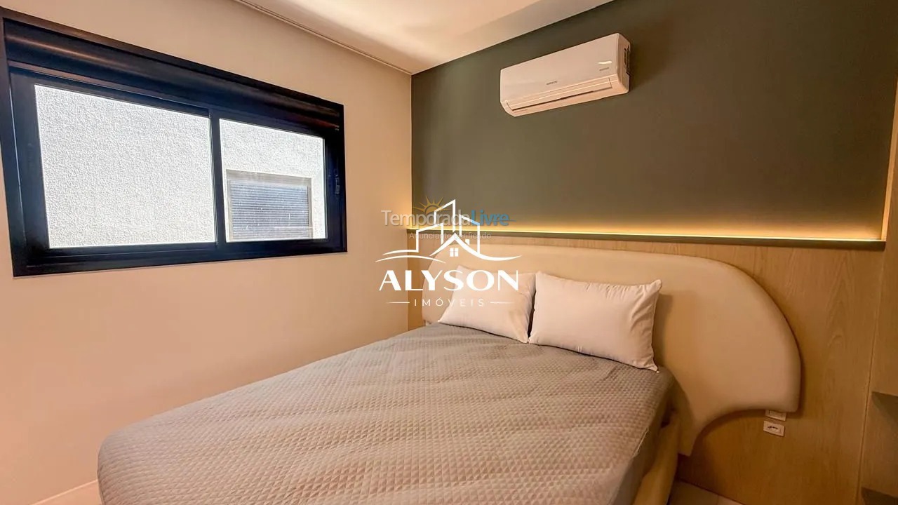 Apartamento para aluguel de temporada em Bombinhas (Canto Grande)