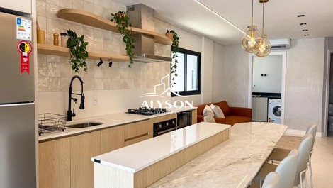 Lindo apartamento alto padrão no Canto Grande