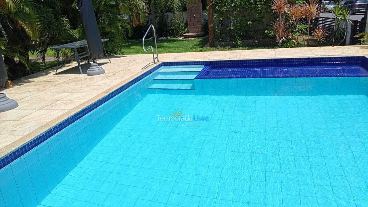 Casa para aluguel de temporada em Camaçari (Praia de Guarajuba)