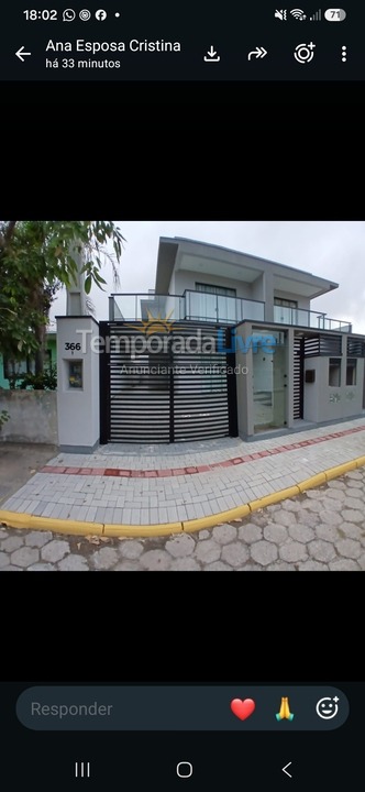 Casa para aluguel de temporada em Bombinhas (Praia de Zimbros)