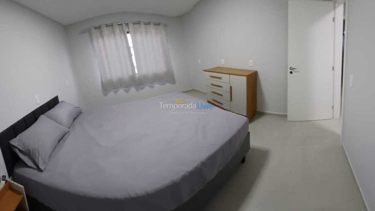 Casa para aluguel de temporada em Bombinhas (Praia de Zimbros)