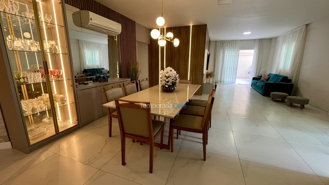 Apartment for vacation rental in Itapema (Meia Praia)