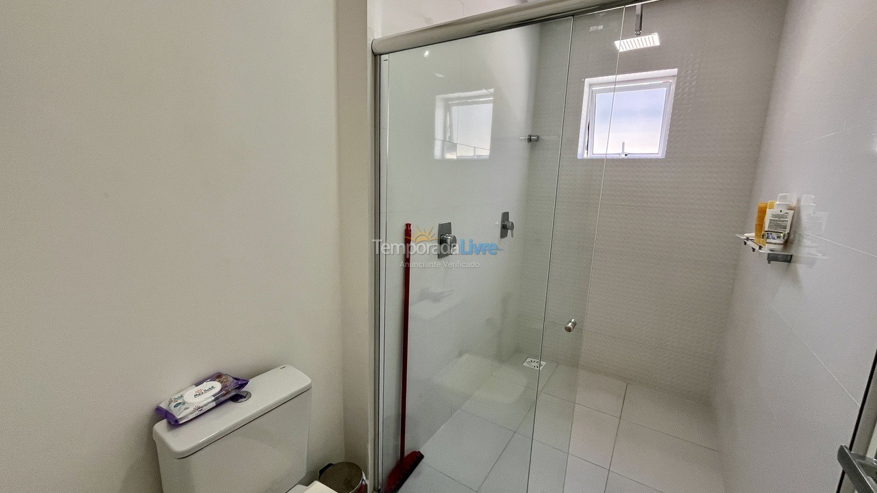 Apartment for vacation rental in Itapema (Meia Praia)