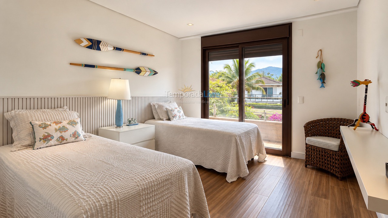Casa para alquiler de vacaciones em São Sebastião (Praia do Engenho)