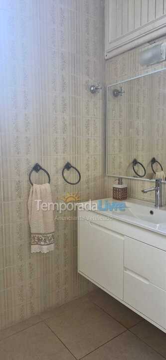 Apartment for vacation rental in Guarujá (Astúrias)