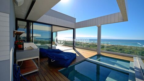 High-End Coverage | New Campeche