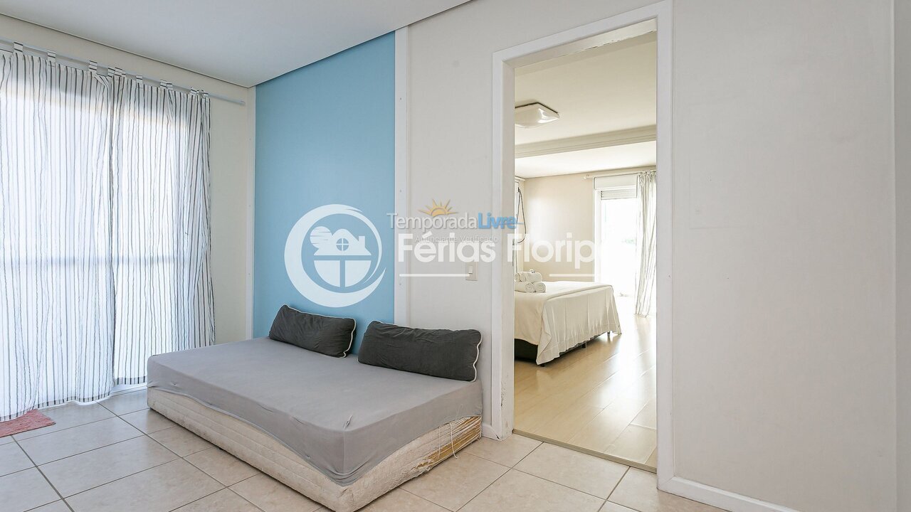 Apartamento para aluguel de temporada em Florianópolis (Novo Campeche)