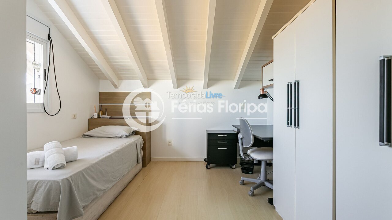 Apartamento para aluguel de temporada em Florianópolis (Novo Campeche)