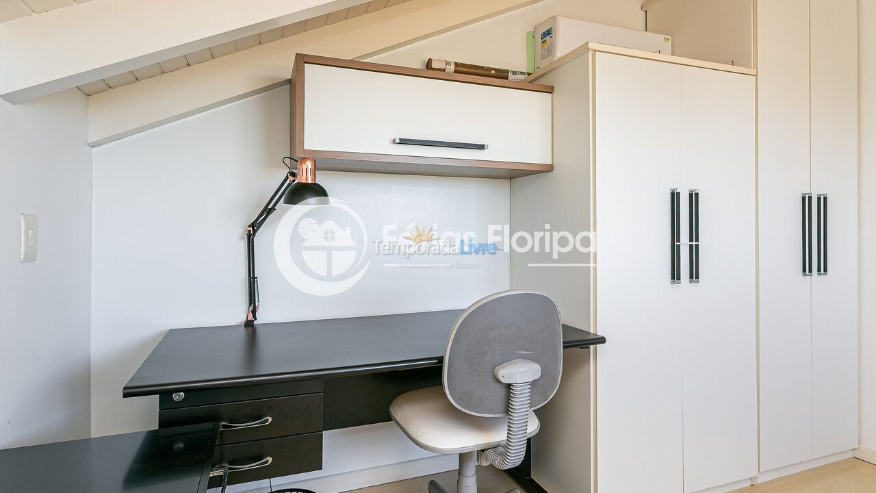 Apartamento para aluguel de temporada em Florianópolis (Novo Campeche)
