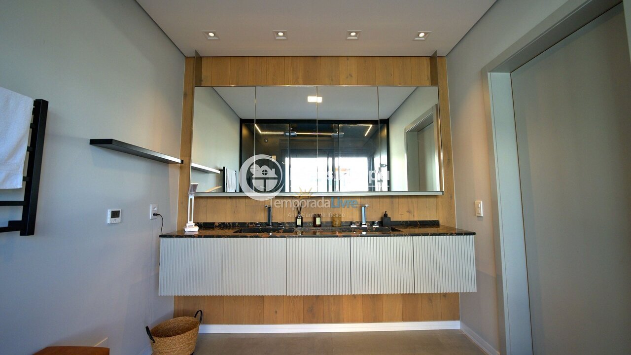 Apartment for vacation rental in Florianópolis (Novo Campeche)