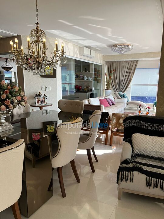 Casa para aluguel de temporada em Itapema (Meia Praia)