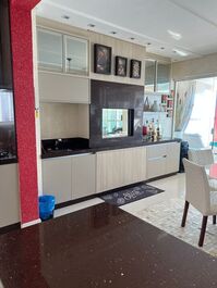 Apartamento para temporada em Meia Praia, Itapema